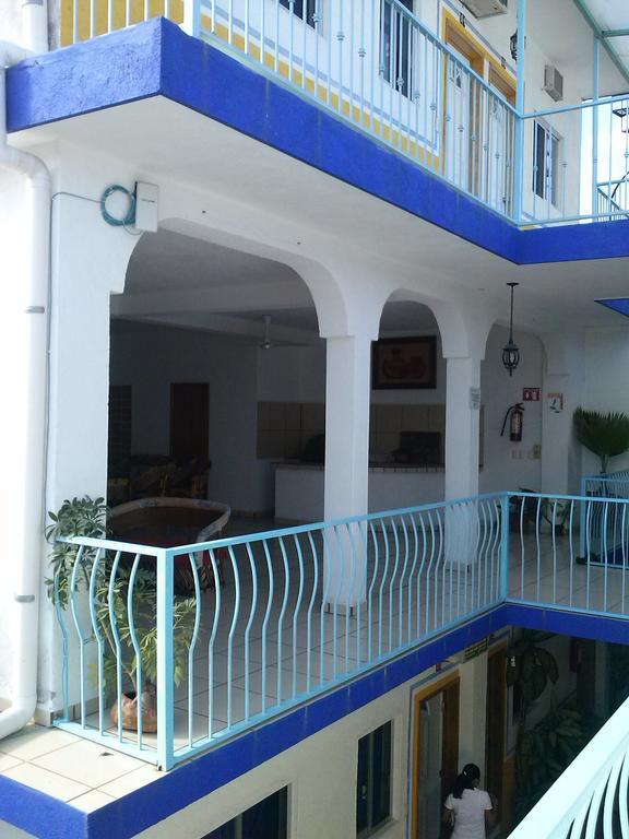 Hotel Sarabi Barra de Navidad Exteriör bild